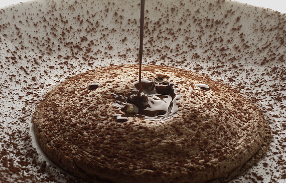 Le soufflé au chocolat de Pierre Gagnaire est emblématique de l’approche à la fois technique et intuitive du chef qui dispose d’une quinzaine de tables à travers le monde.